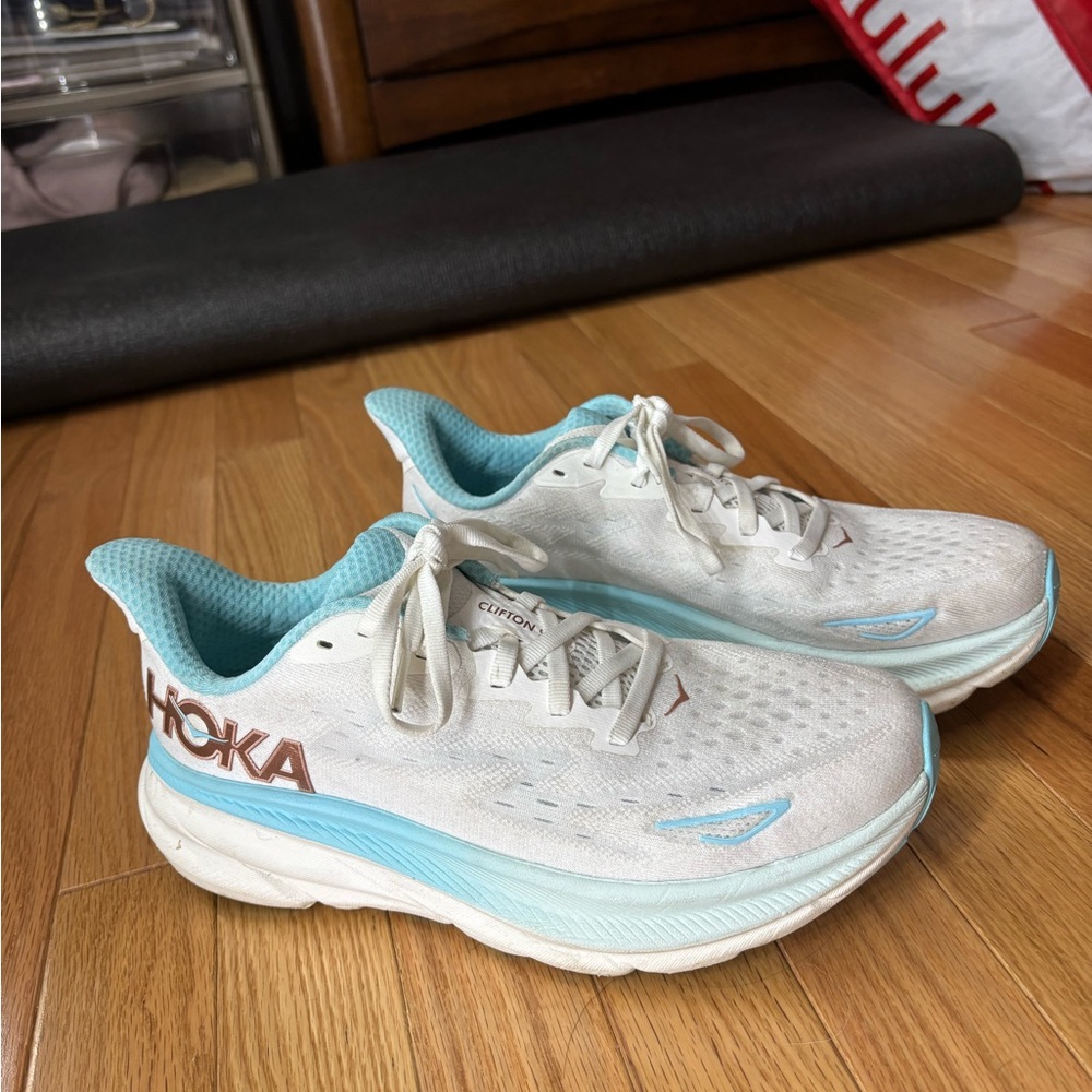 Hoka Clifton 9 White and Aqua Running Shoes